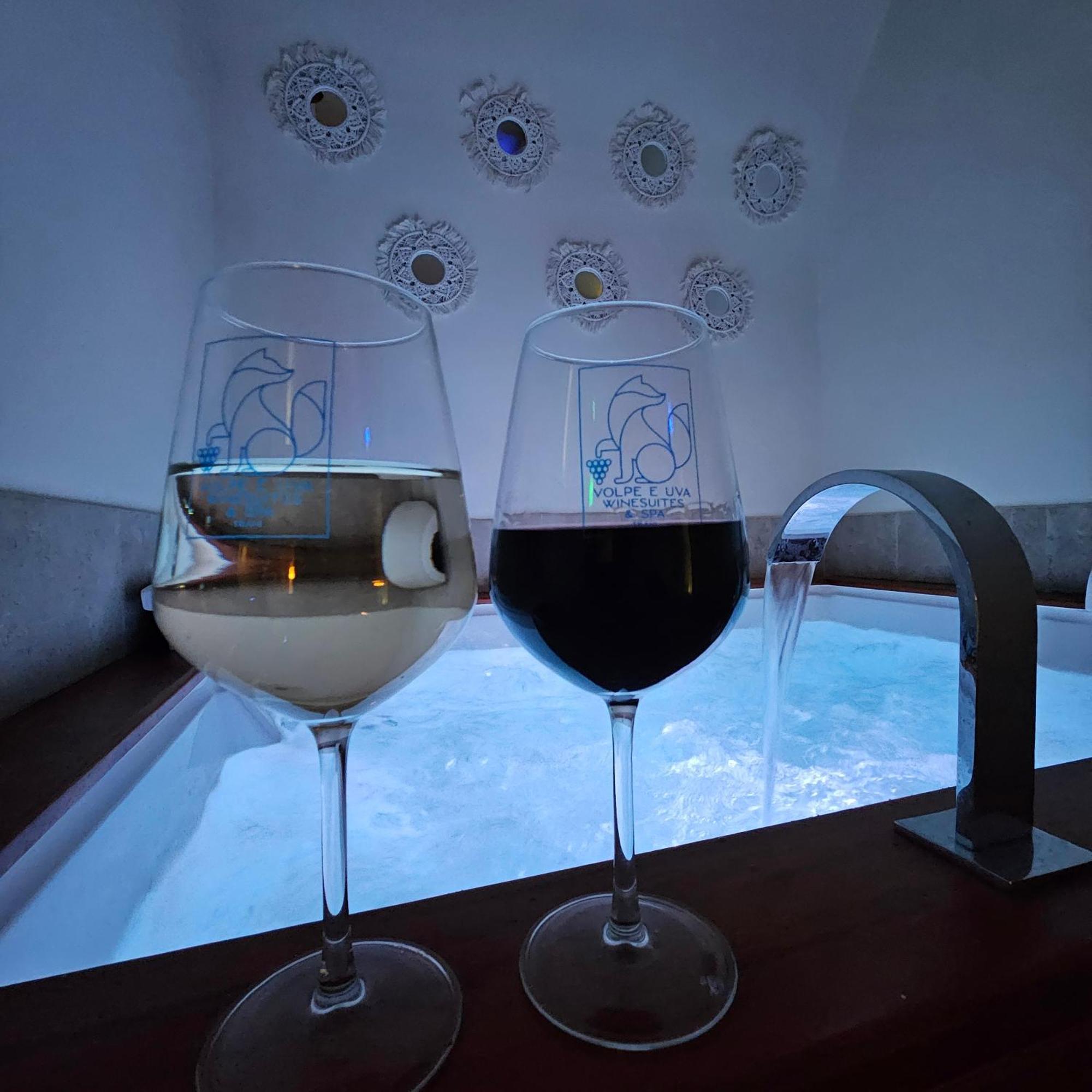 Volpe E Uva Winesuites & Spa Trani Esterno foto