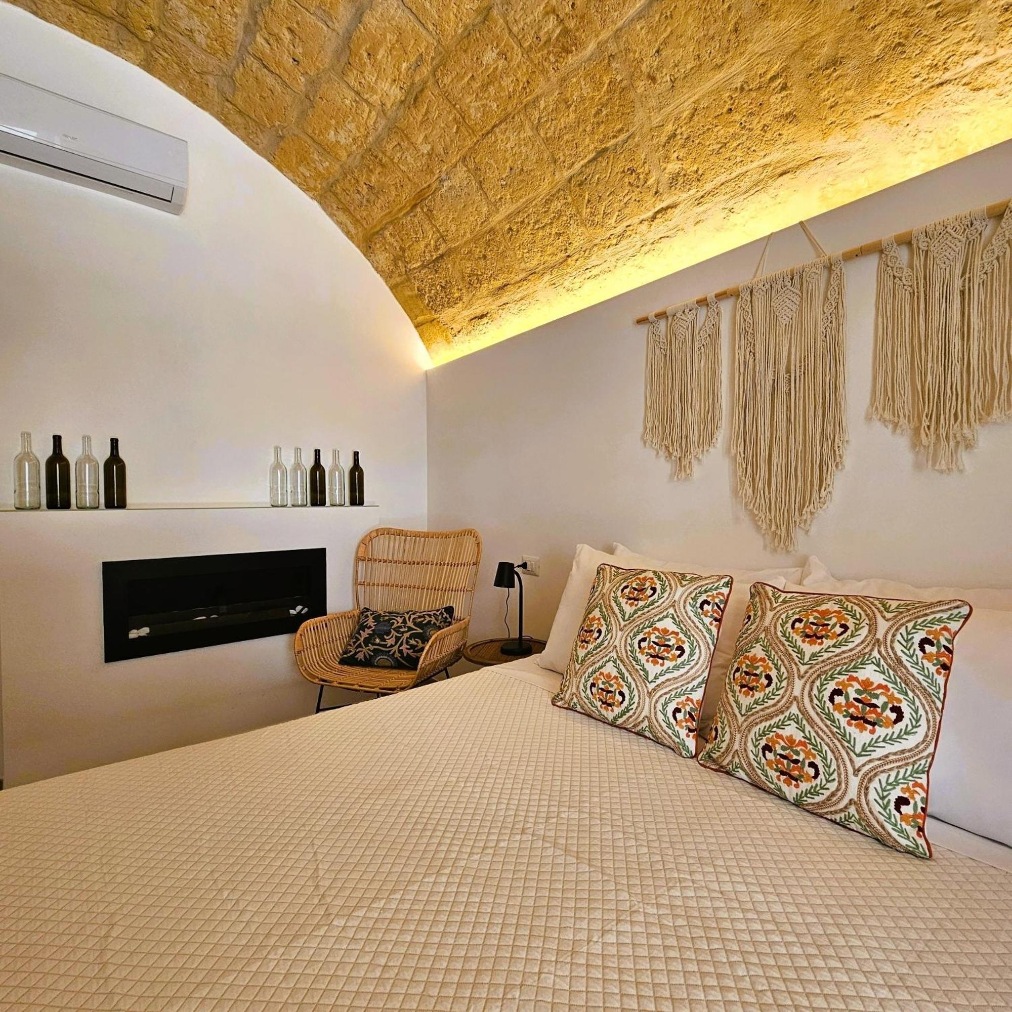 Volpe E Uva Winesuites & Spa Trani Esterno foto